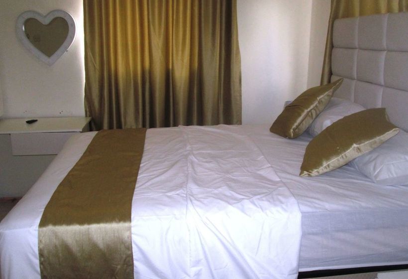 King Base Guesthouse B & B