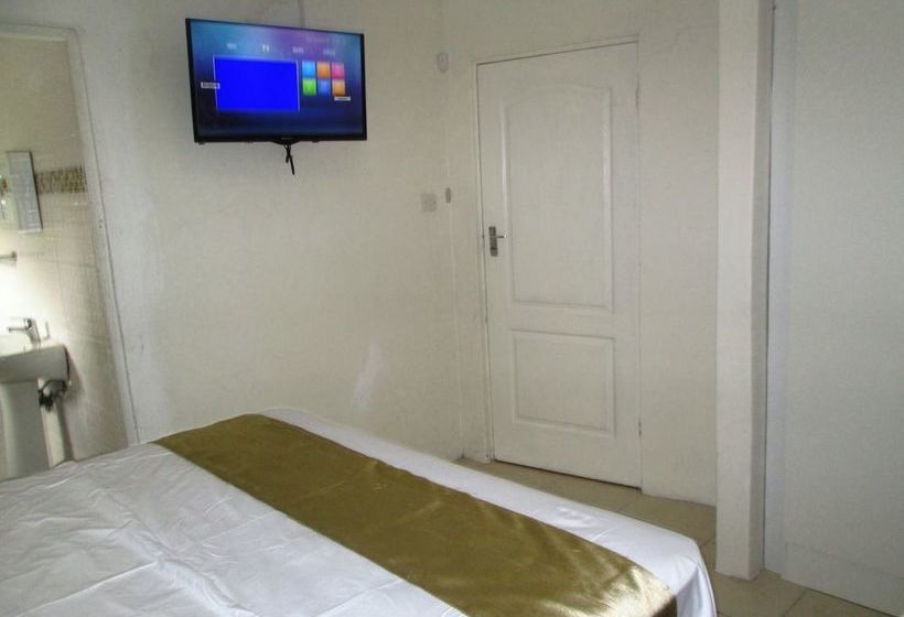 King Base Guesthouse B & B