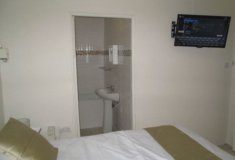 King Base Guesthouse B & B