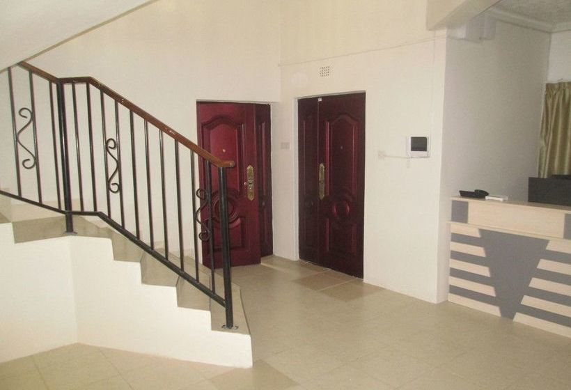 King Base Guesthouse B & B