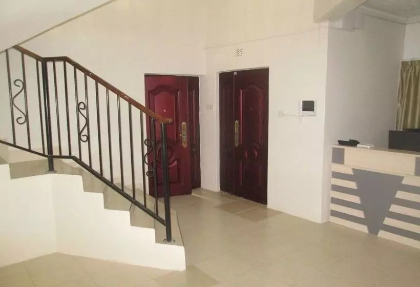 King Base Guesthouse B & B