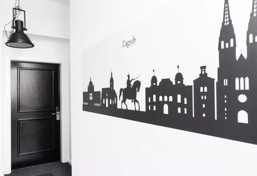 Loox Serviced Apartments Hatzova