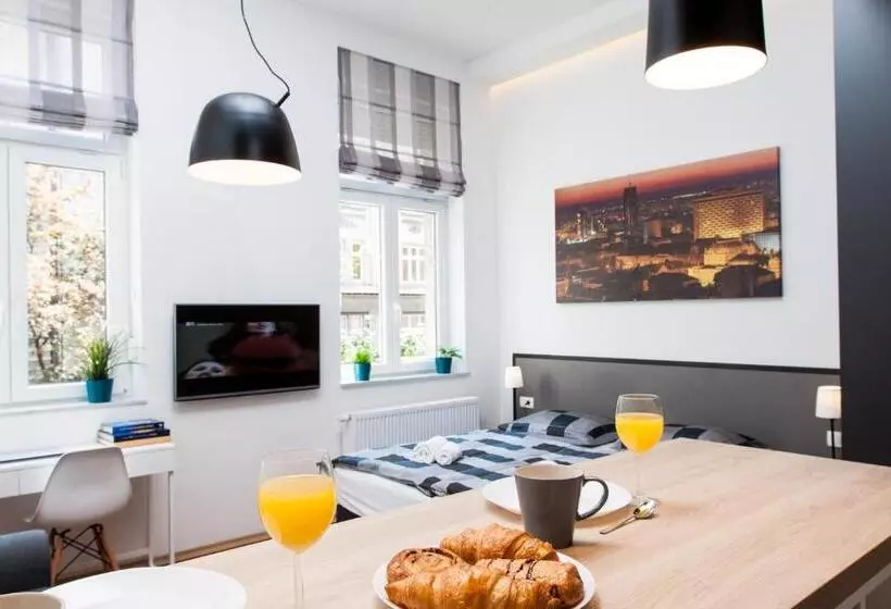 Loox Serviced Apartments Hatzova