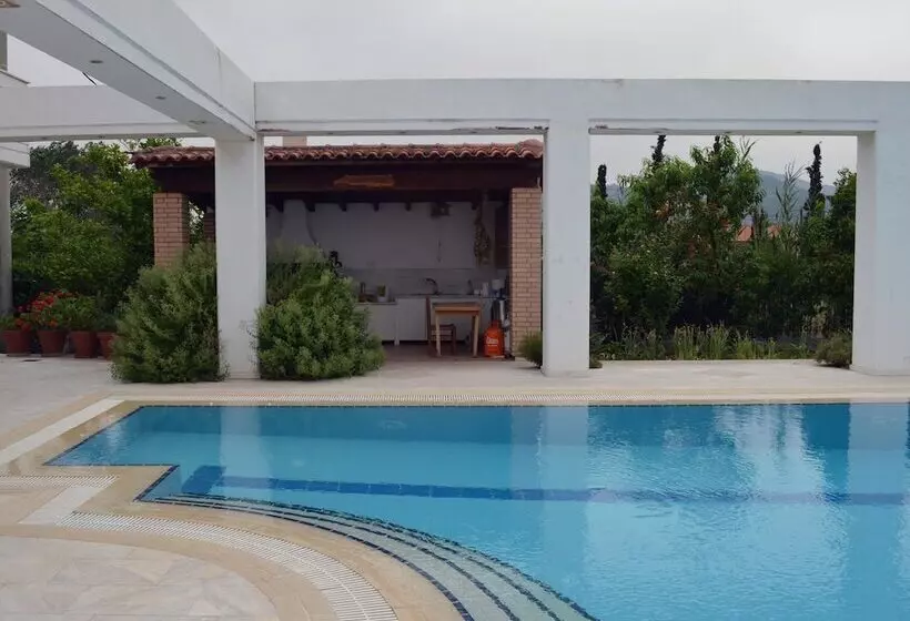 Majatalo Olive Mansion Suites