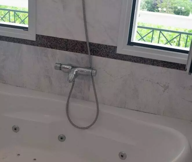 Majatalo Olive Mansion Suites