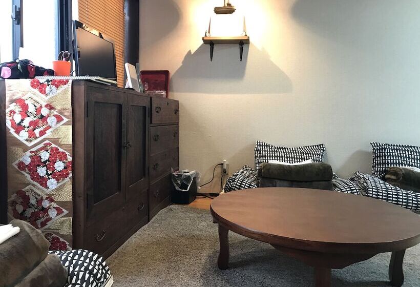 Pensjonat Tsukiji Hostel Wakayama