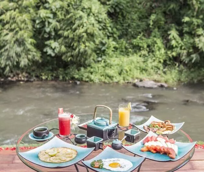 リゾートホテル Avalon Ubud Villas