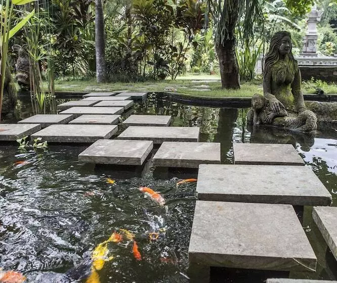 リゾートホテル Avalon Ubud Villas