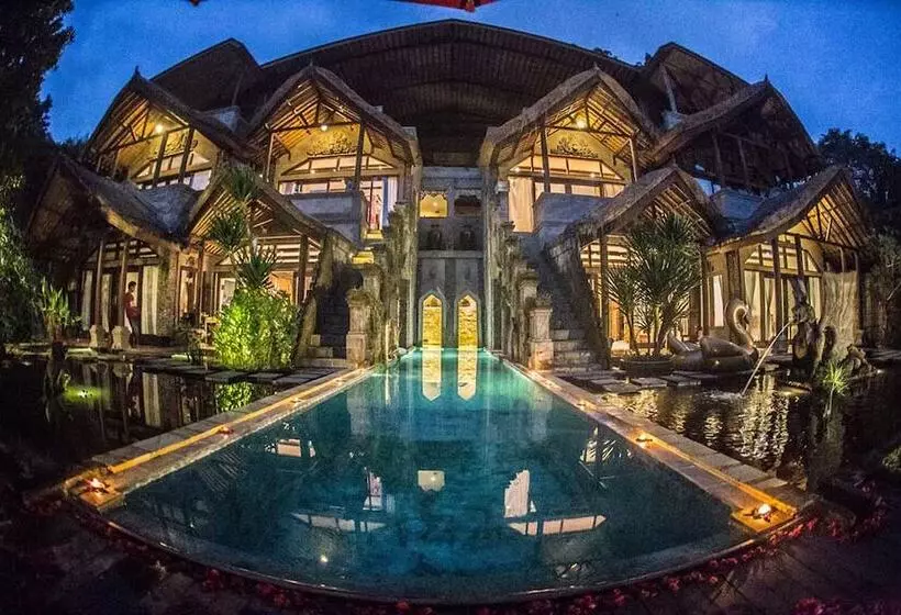 リゾートホテル Avalon Ubud Villas