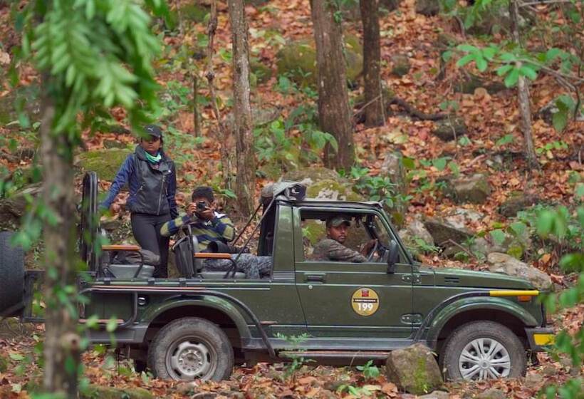 Saraca Resort & Spa Corbett