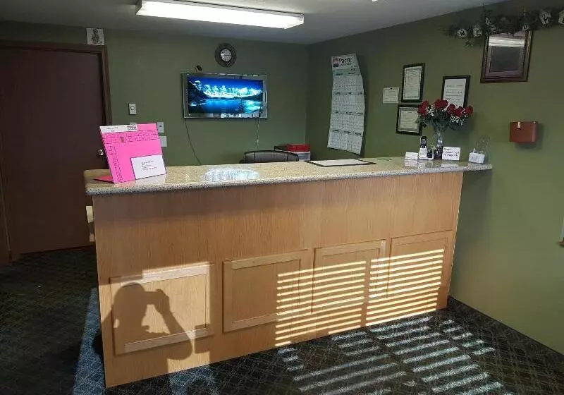 Split Mountain Motel