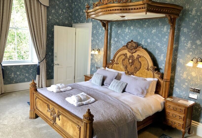 مبيت وإفطار Netherdale House And Coach House