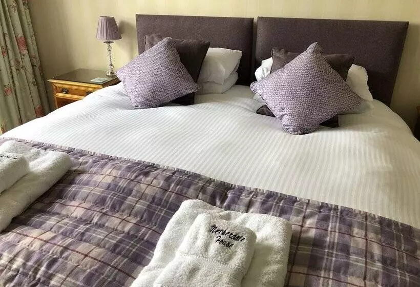 ベッドアンドブレックファースト Netherdale House And Coach House