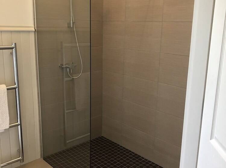 مبيت وإفطار Netherdale House And Coach House