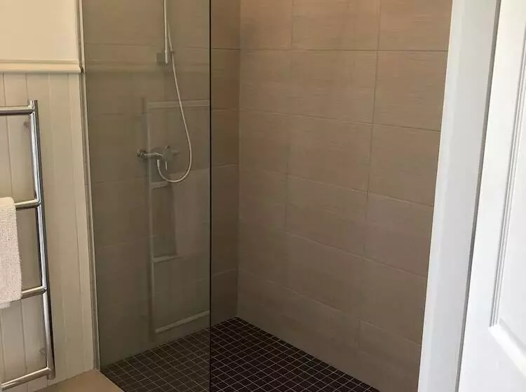 ベッドアンドブレックファースト Netherdale House And Coach House