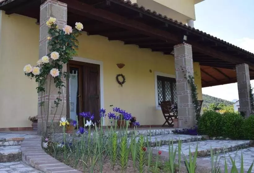 Aamiaismajoitus (B&B) Villa Cristina