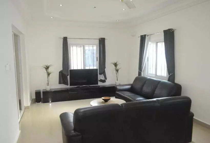 Drammeh's Villa