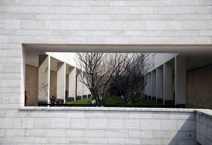 Efc Wonderland Boutique