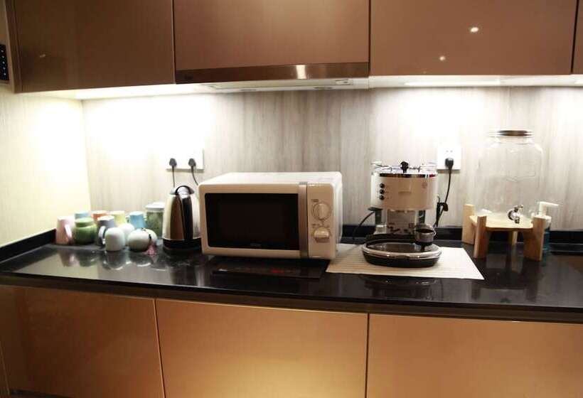 Efc Wonderland Boutique