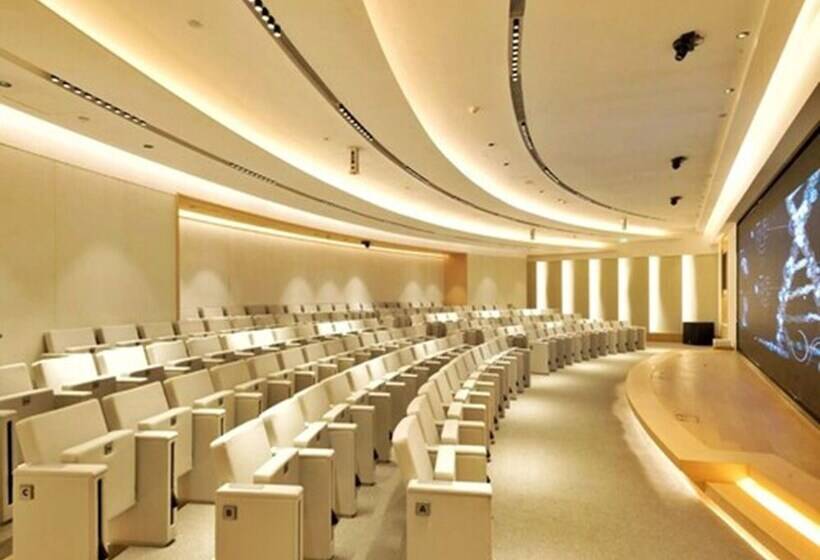 Efc Wonderland Boutique