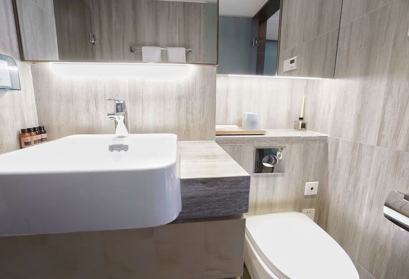 Efc Wonderland Boutique