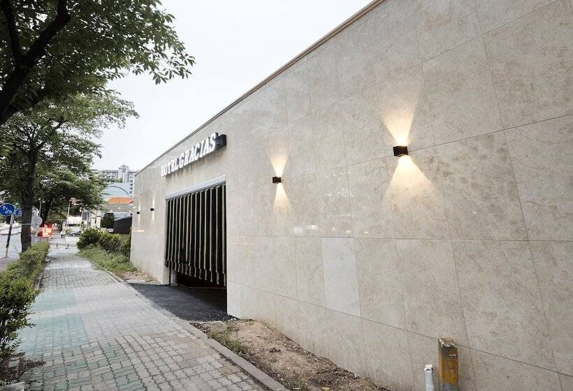 Gracias Hotel Gimhae