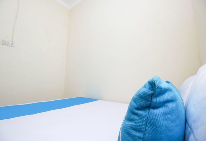 فندق Airy Lowokwaru Kedawung Lima 25j Malang