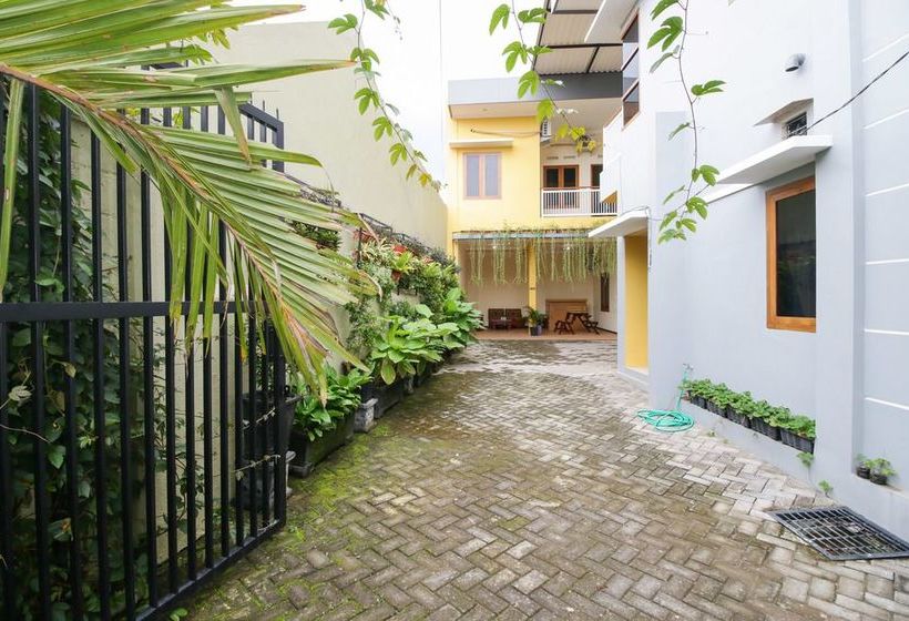 فندق Airy Lowokwaru Kedawung Lima 25j Malang