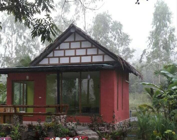 בית מלון כפרי Baansongkhata