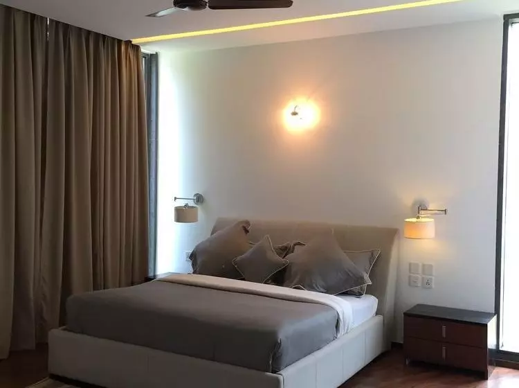 Hotel Calem Grove