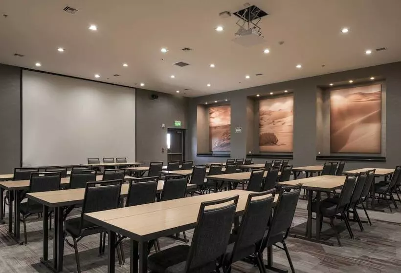 هتل Courtyard By Marriott Ciudad Juarez