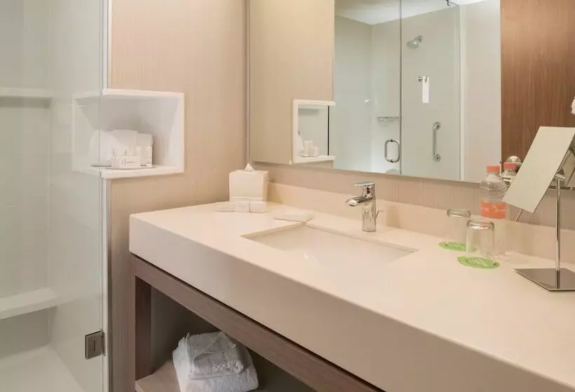 هتل Courtyard By Marriott Ciudad Juarez