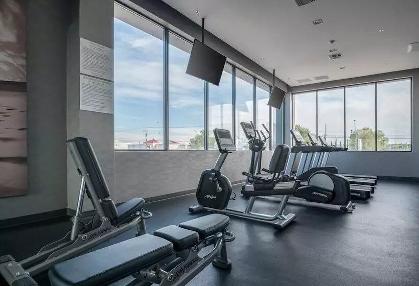 هتل Courtyard By Marriott Ciudad Juarez