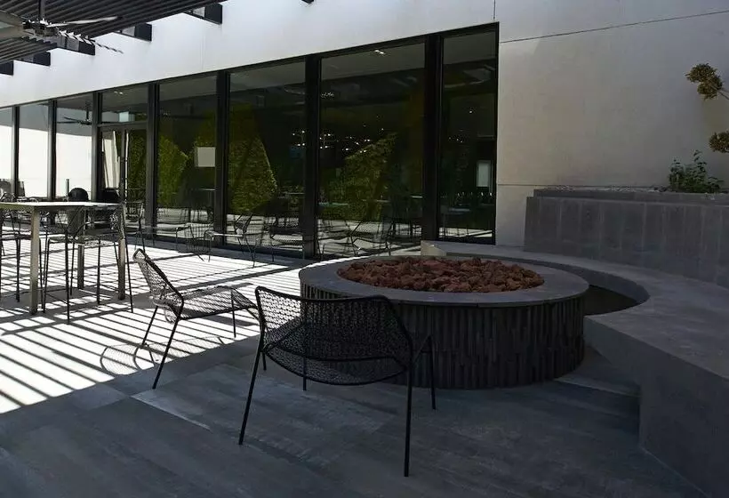 هتل Courtyard By Marriott Ciudad Juarez