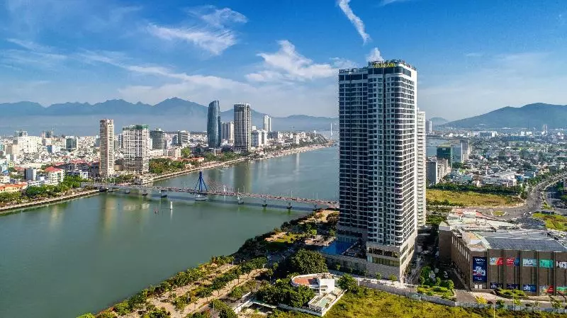 هتل Melia Vinpearl Danang Riverfront