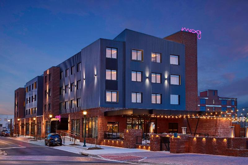 هتل Moxy Chattanooga Downtown