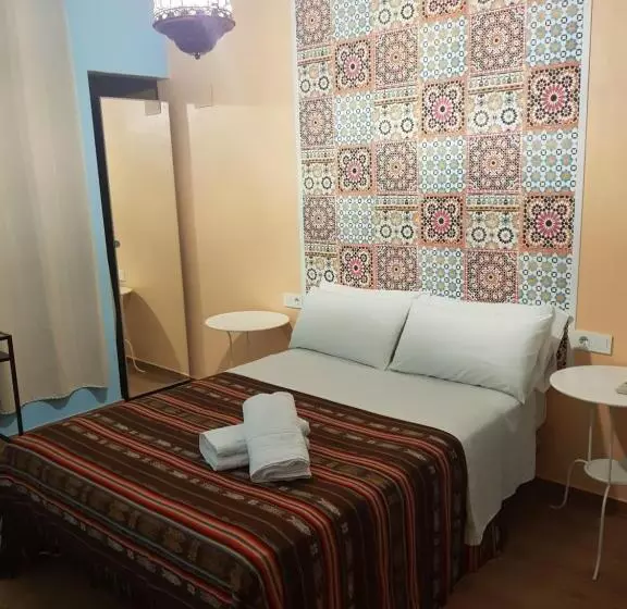 هتل Pension Arena Alicante