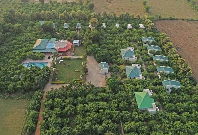 Отель Ranthambore Tiger Inn Comfort Resort