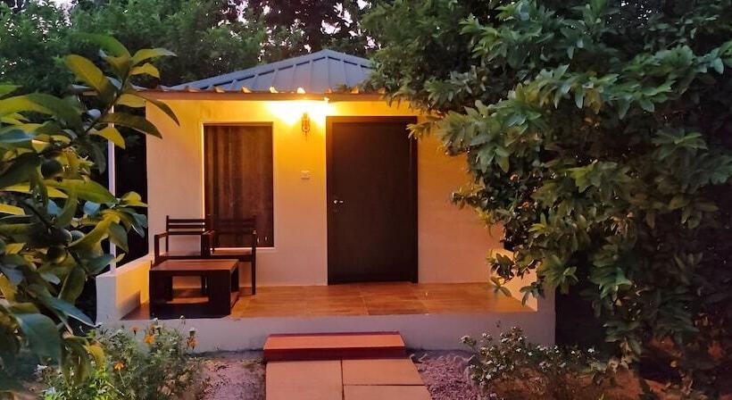 Отель Ranthambore Tiger Inn Comfort Resort