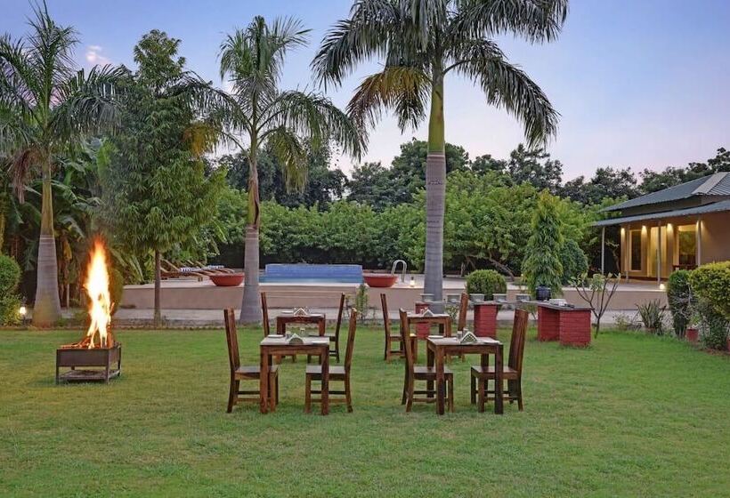 Отель Ranthambore Tiger Inn Comfort Resort