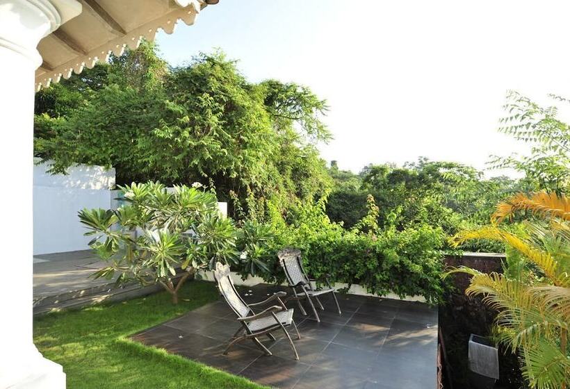 Lotus Villa By Iksha