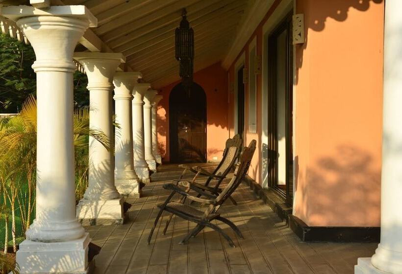 Lotus Villa By Iksha