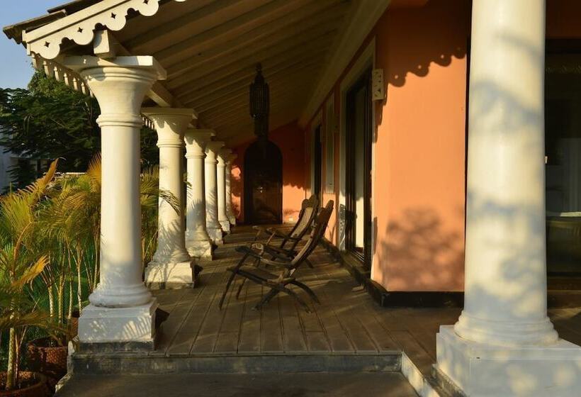 Lotus Villa By Iksha