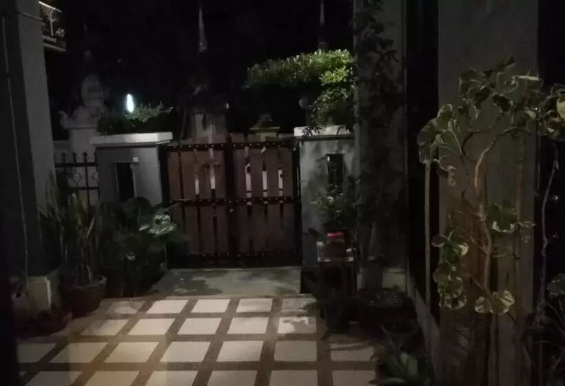 پانسیون Ao Apartment