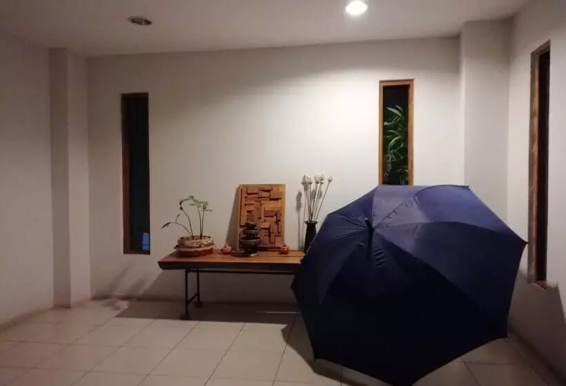 پانسیون Ao Apartment
