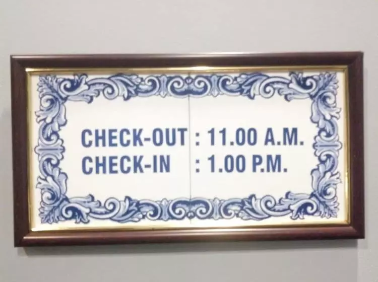 Pension Crown Villa Vagator