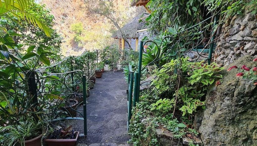 استراحتگاه Atitlan Oasis Eco Hotel And Spa Kaalpul