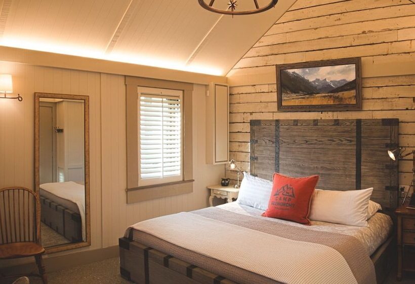 The Headwaters Eco Lodge