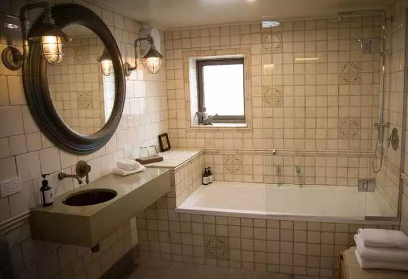 The Headwaters Eco Lodge