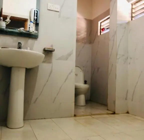 Nuwa S Place Hostel